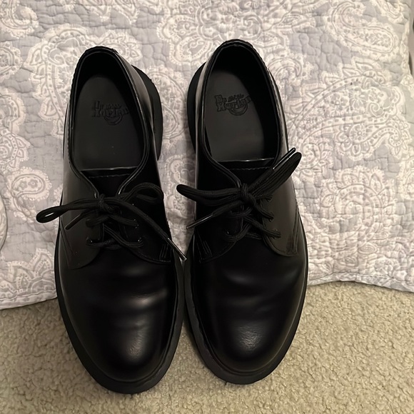 New Women’s Dr. Marten’s 1461 Mono Smooth Leather Oxford Shoes - Picture 2 of 11